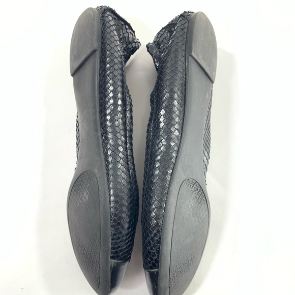 Tory Burch Sz 9 Black Cap Toe Leather Snake Skin Print Ballet Scrunch Back Flats - Picture 5 of 12